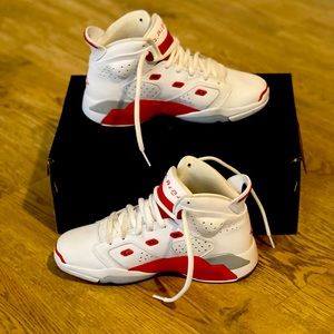 Men’s size 6 Jordan 6-17-23 white/university red VGUC